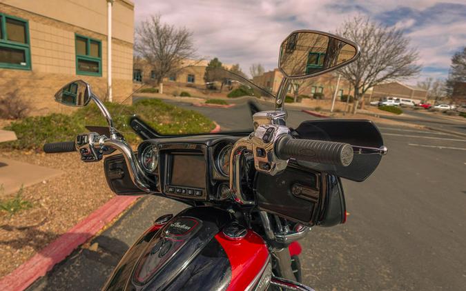 2020 Indian Motorcycle® Chieftain® Elite Thunder Black Vivid Crystal/Wildfire Red Candy