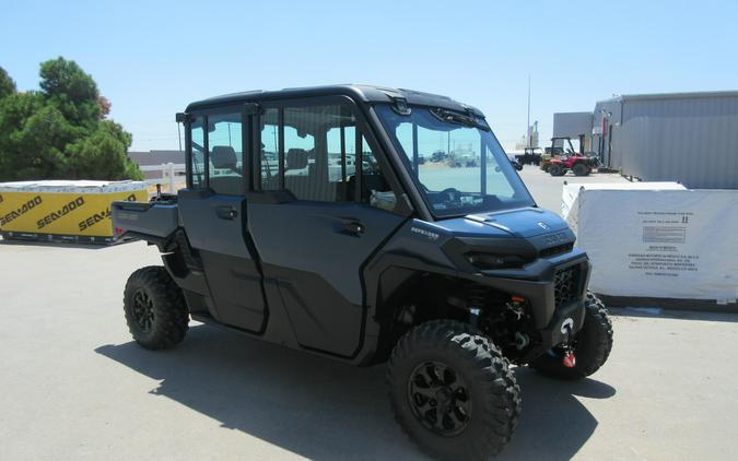2026 CAN-AM DEFENDER MAX XT CAB HD11