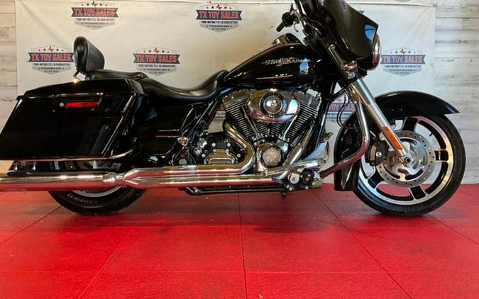 2010 Harley-Davidson Street Glide Base