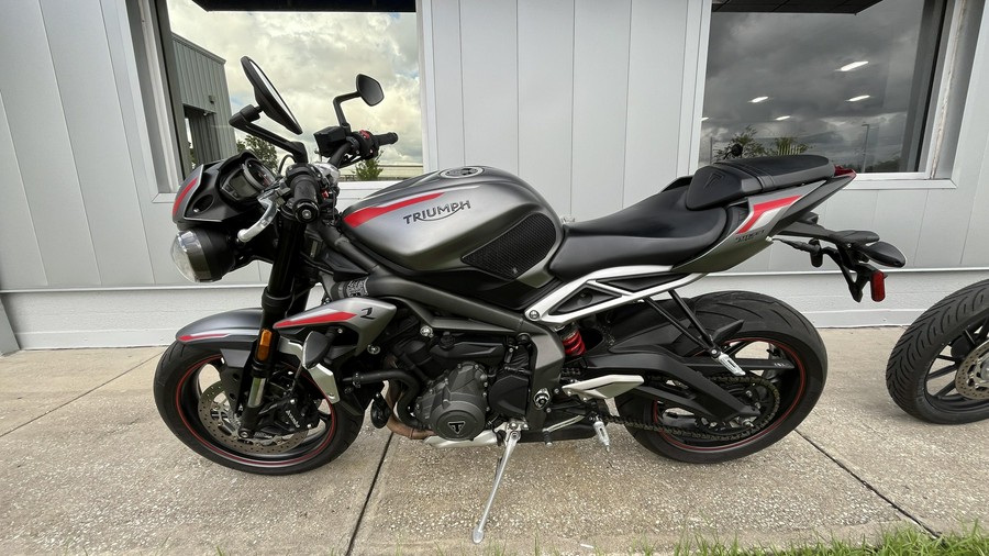 2022 Triumph STREET TRIPLE R