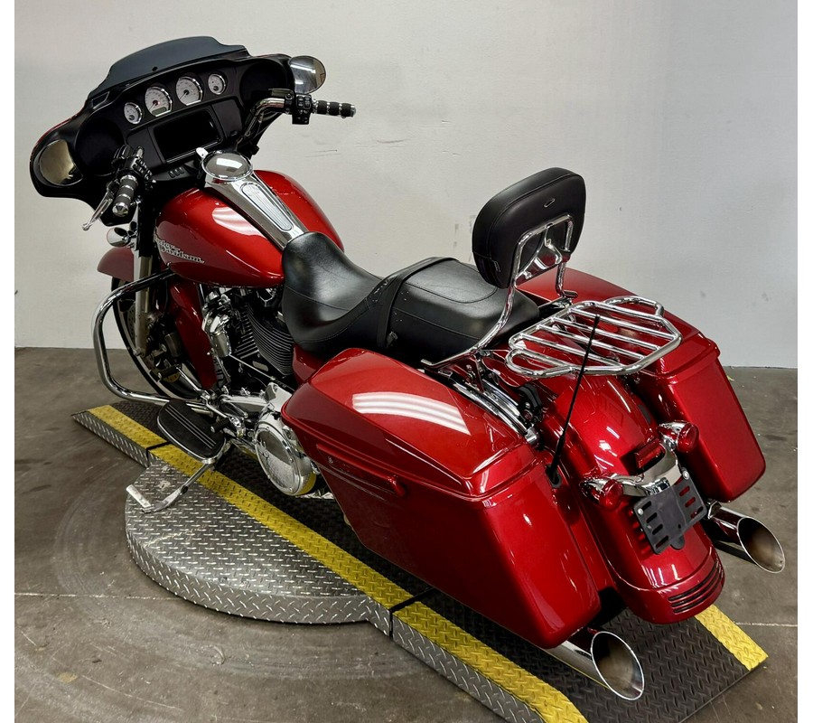 FLHX 2019 Street Glide®