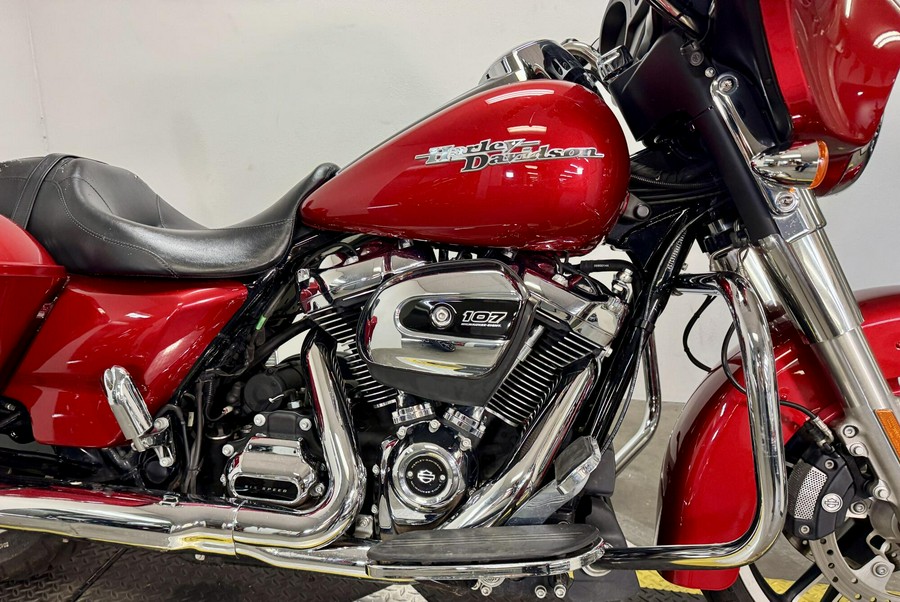 FLHX 2019 Street Glide®