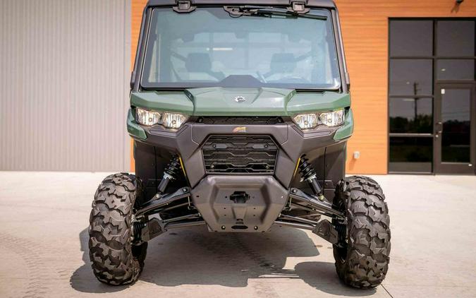 2024 Can-Am® Defender DPS CAB HD9