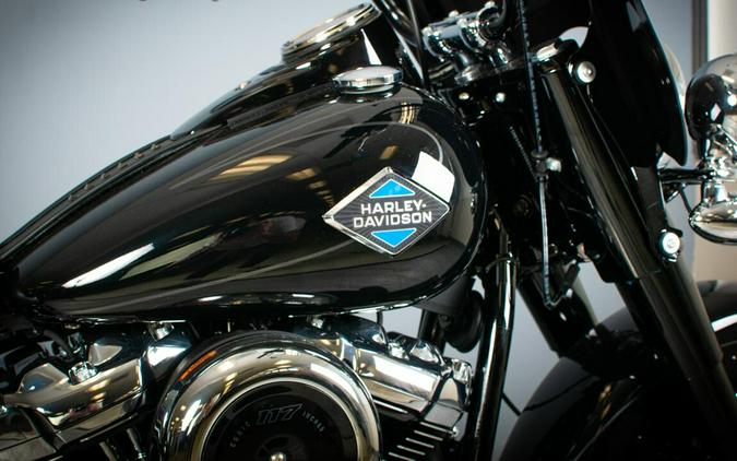 2025 Harley-Davidson Heritage Classic FLHC
