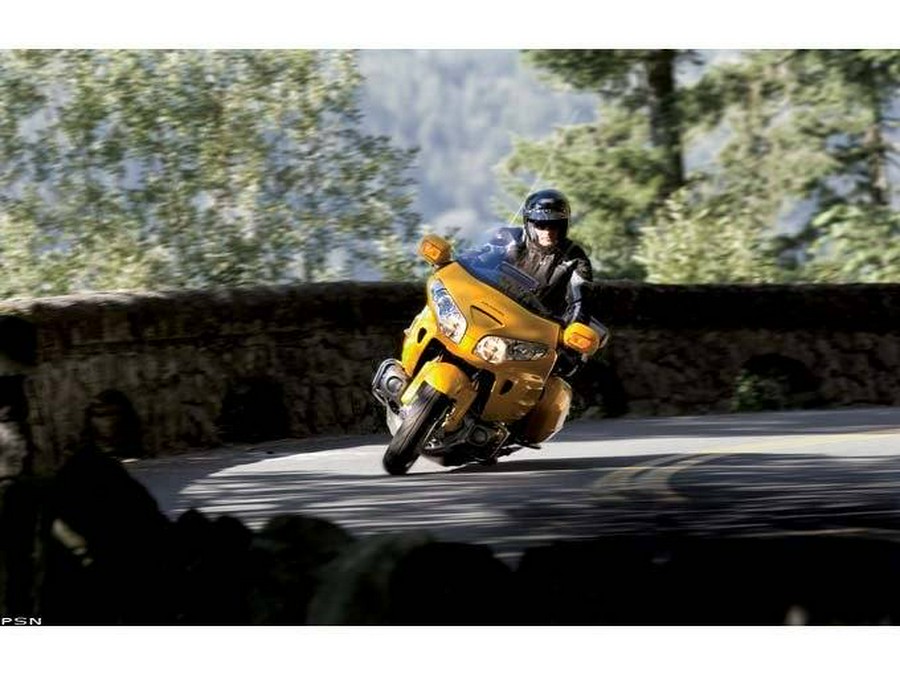 2010 Honda Gold Wing® Audio / Comfort