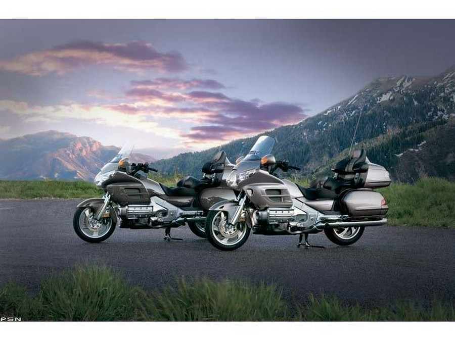2010 Honda Gold Wing® Audio / Comfort