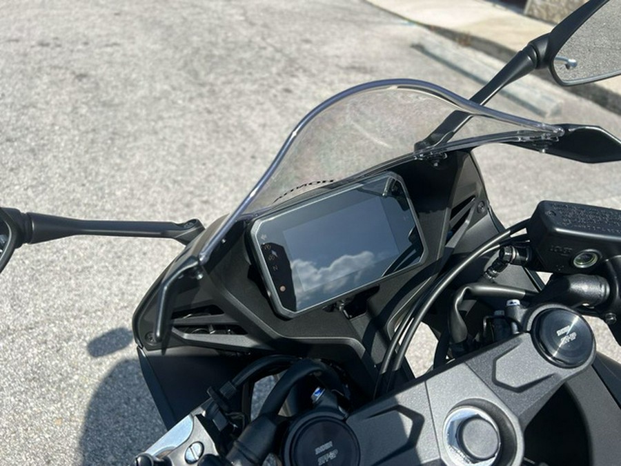 2026 Honda CBR650R E-Clutch