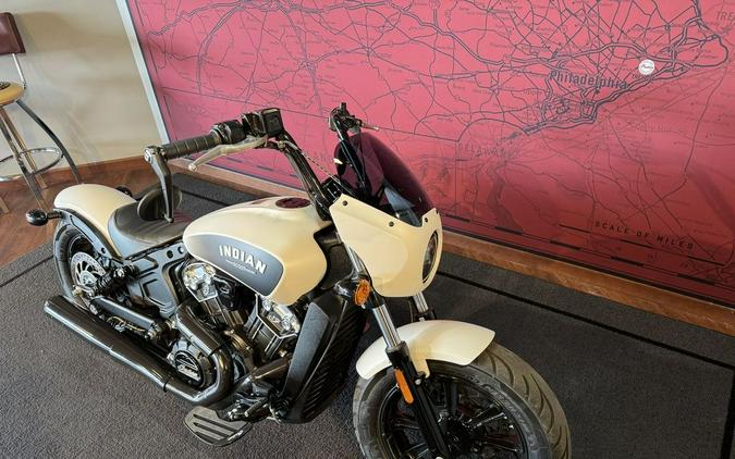 2019 Indian Motorcycle® Scout® Bobber ABS White Smoke