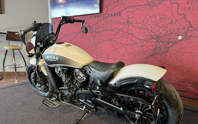 2019 Indian Motorcycle® Scout® Bobber ABS White Smoke