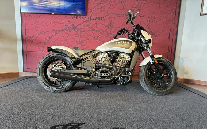 2019 Indian Motorcycle® Scout® Bobber ABS White Smoke