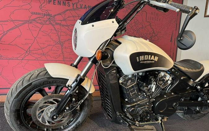 2019 Indian Motorcycle® Scout® Bobber ABS White Smoke