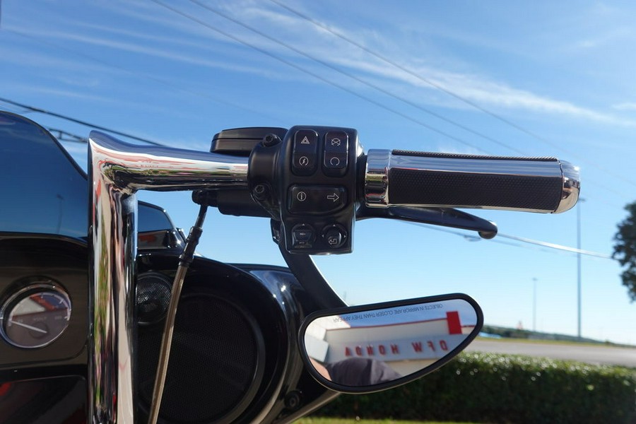 2017 Harley-Davidson Street Glide® CVO™ Street Glide®