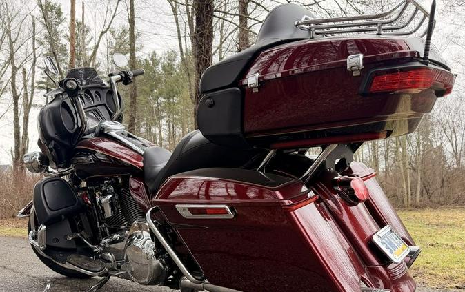 2015 Harley-Davidson® FLHTCUL - Electra Glide® Ultra Classic® Low