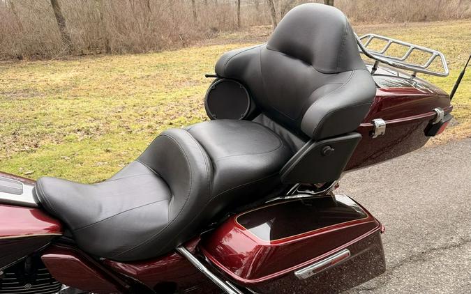 2015 Harley-Davidson® FLHTCUL - Electra Glide® Ultra Classic® Low