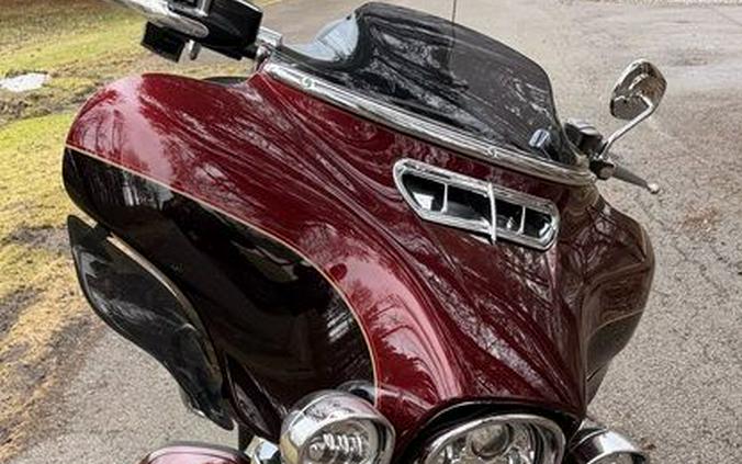 2015 Harley-Davidson® FLHTCUL - Electra Glide® Ultra Classic® Low