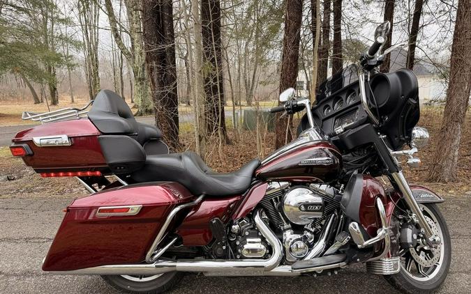 2015 Harley-Davidson® FLHTCUL - Electra Glide® Ultra Classic® Low