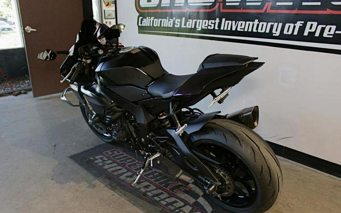 2025 Yamaha YZF-R1