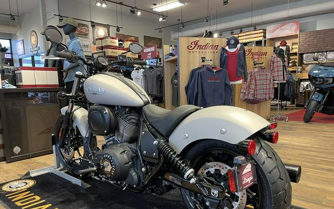 2023 Indian Motorcycle® Chief® ABS Silver Quartz Smoke