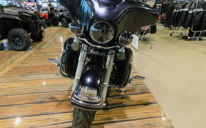 2010 Harley-Davidson® FLHPI POLICE