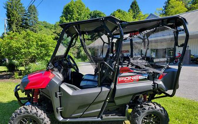 2024 Honda Pioneer 700-4 Deluxe