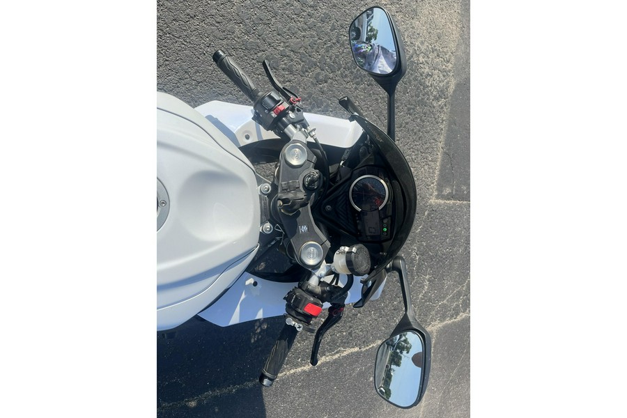 2020 Suzuki GSX-R750M0