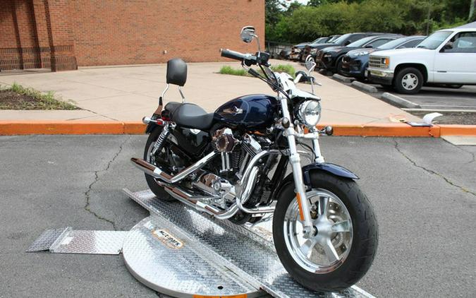 2013 Harley-Davidson XL1200C - Sportster 1200 Custom