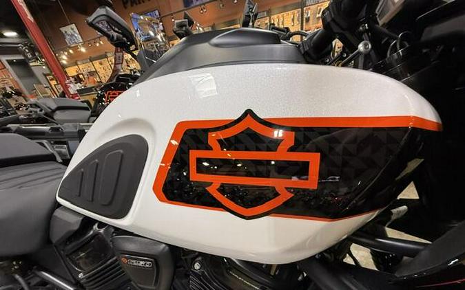 2026 Harley-Davidson® Pan America 1250 Limited White Onyx Pearl