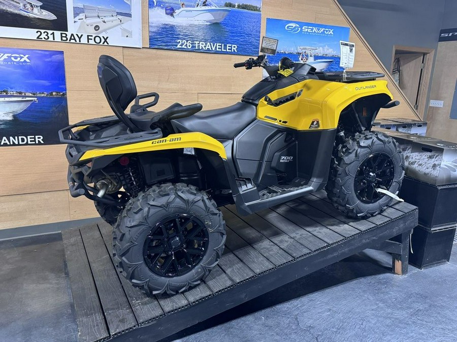 2023 Can-Am® Outlander MAX XT 700