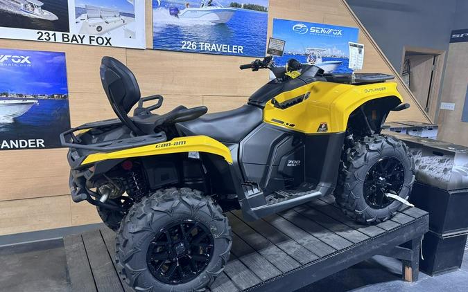 2023 Can-Am® Outlander MAX XT 700