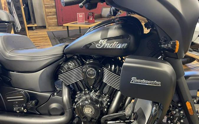 2024 Indian Motorcycle® Roadmaster® Dark Horse® Black Smoke