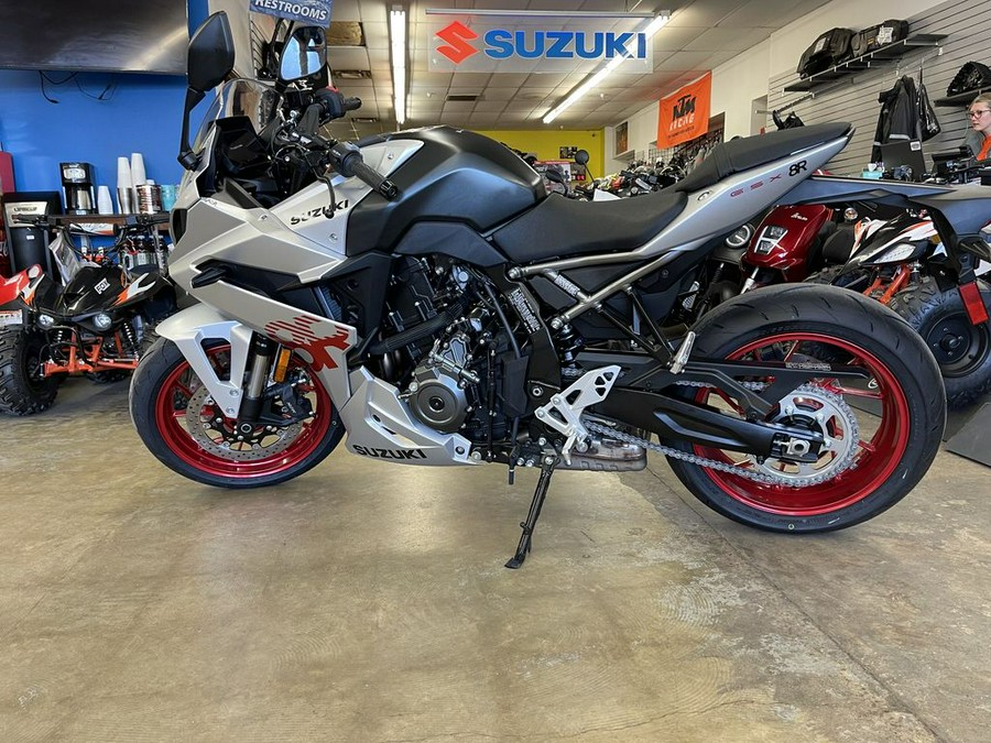 2024 Suzuki GSX 8R