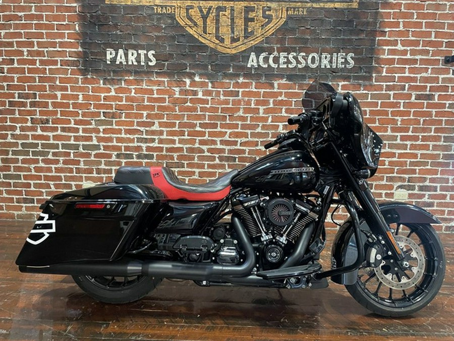 2018 Harley-Davidson FLHXS - Street Glide Special