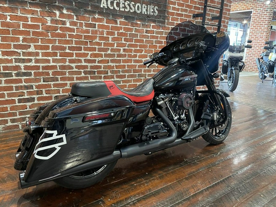 2018 Harley-Davidson FLHXS - Street Glide Special