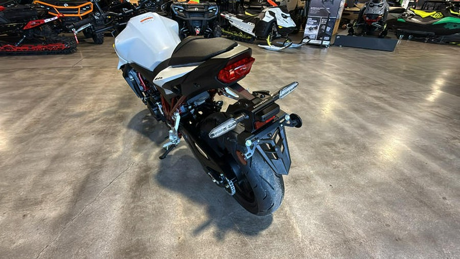 2025 Honda® CB750 Hornet