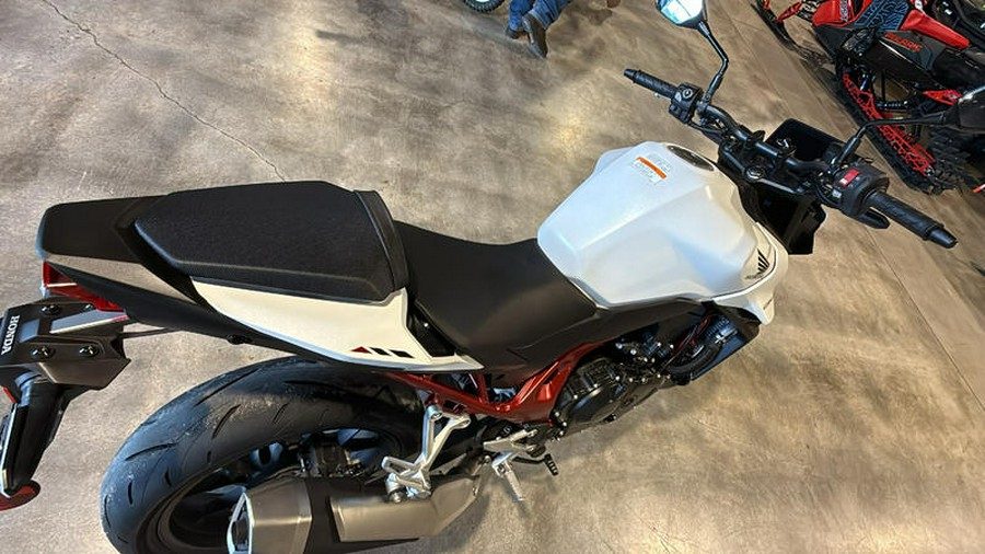 2025 Honda® CB750 Hornet