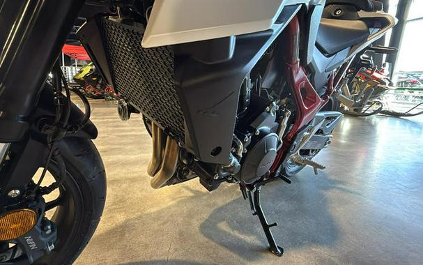 2025 Honda® CB750 Hornet