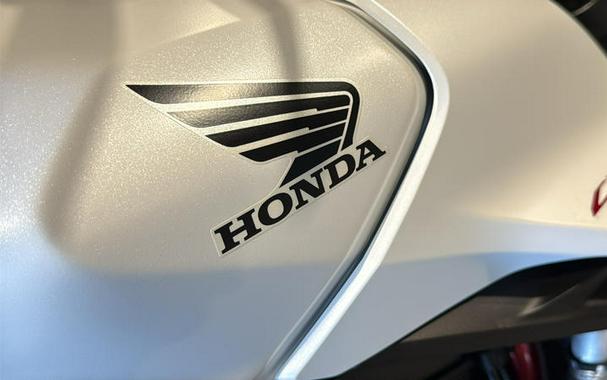 2025 Honda® CB750 Hornet