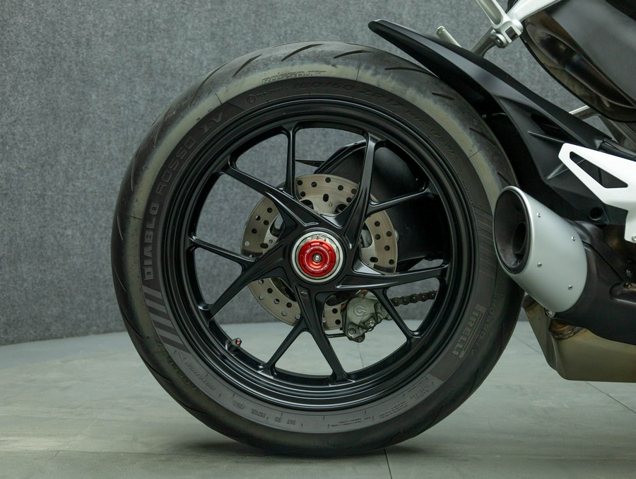 2022 DUCATI STREETFIGHTER V2 W/ABS