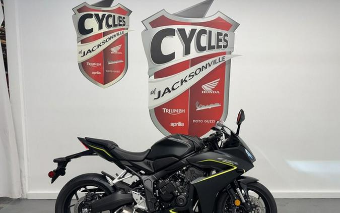 2026 Honda CBR650R E-Clutch