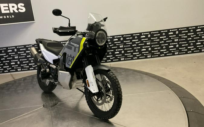 2025 HUSQVARNA NORDEN 901 - 040245Q