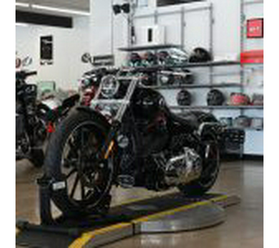 2016 Harley Davidson Softail Breakout FXSB