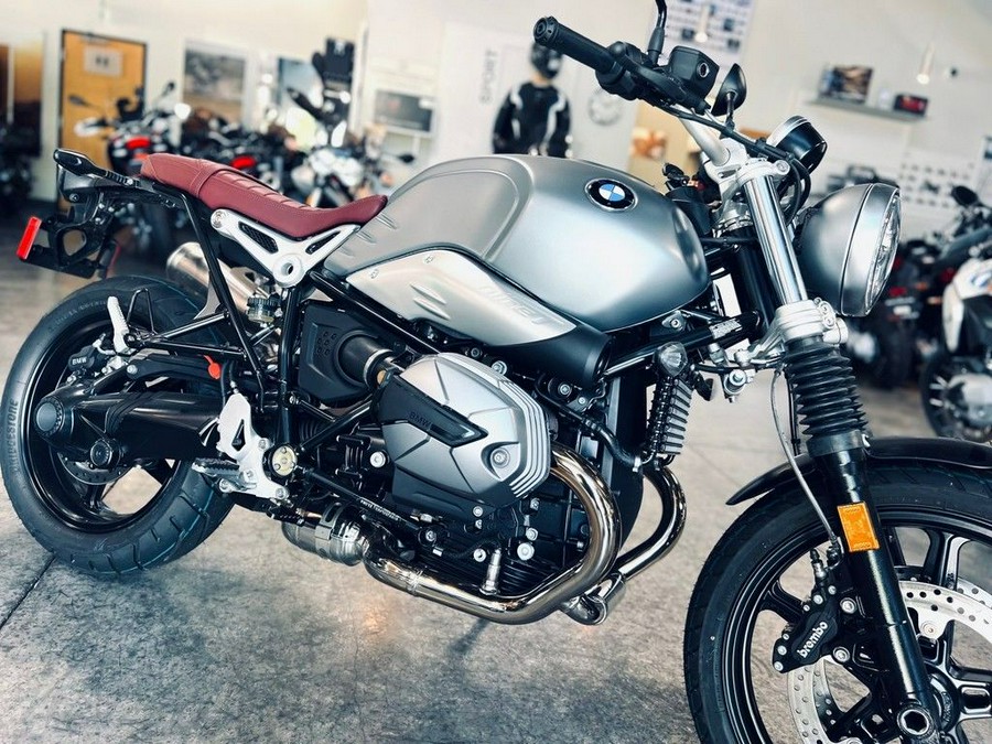 2023 BMW R nineT Scrambler Granite Gray Metallic