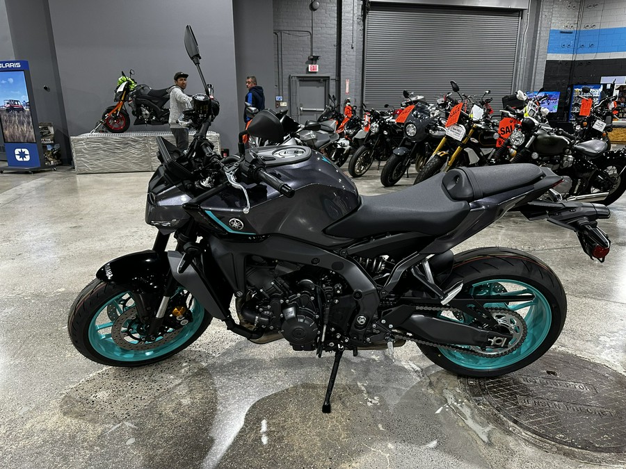 2024 YAMAHA MT-09