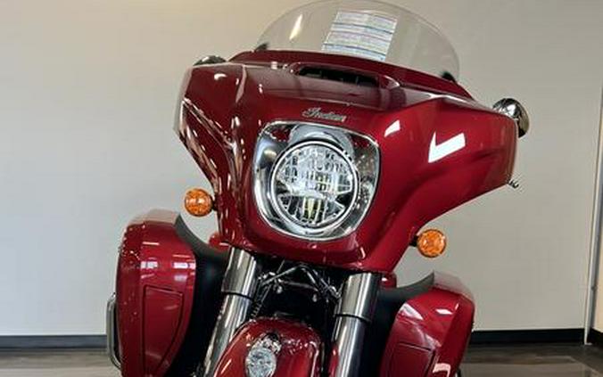 2023 Indian Motorcycle® Roadmaster® Limited Stryker Red Metallic