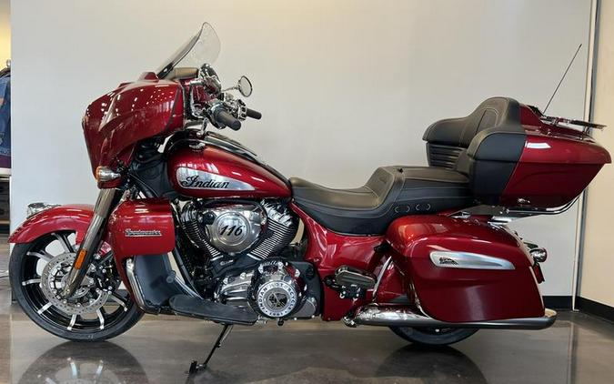 2023 Indian Motorcycle® Roadmaster® Limited Stryker Red Metallic