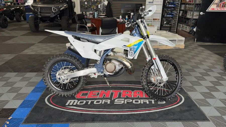 2025 TX 300 - Husqvarna Motorcycles