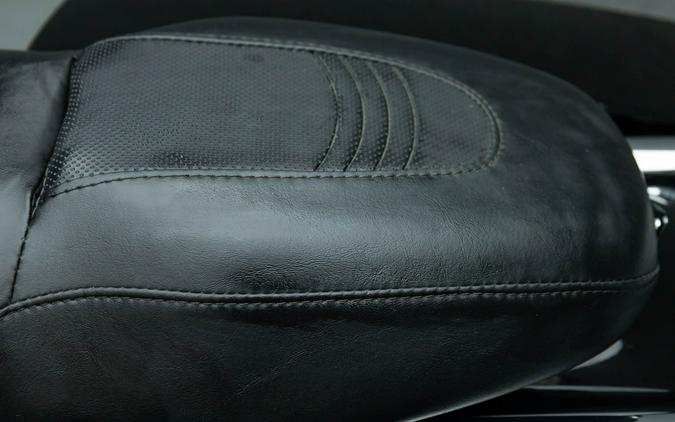 2004 HARLEY DAVIDSON FLHRI ROAD KING