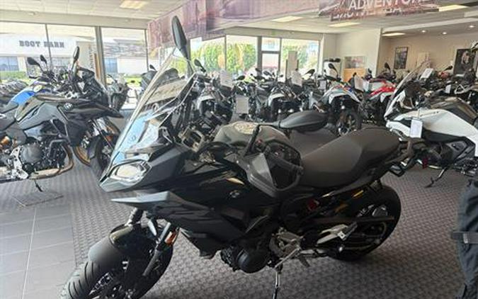 2026 BMW F 900 XR
