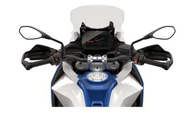 2026 BMW F 900 XR