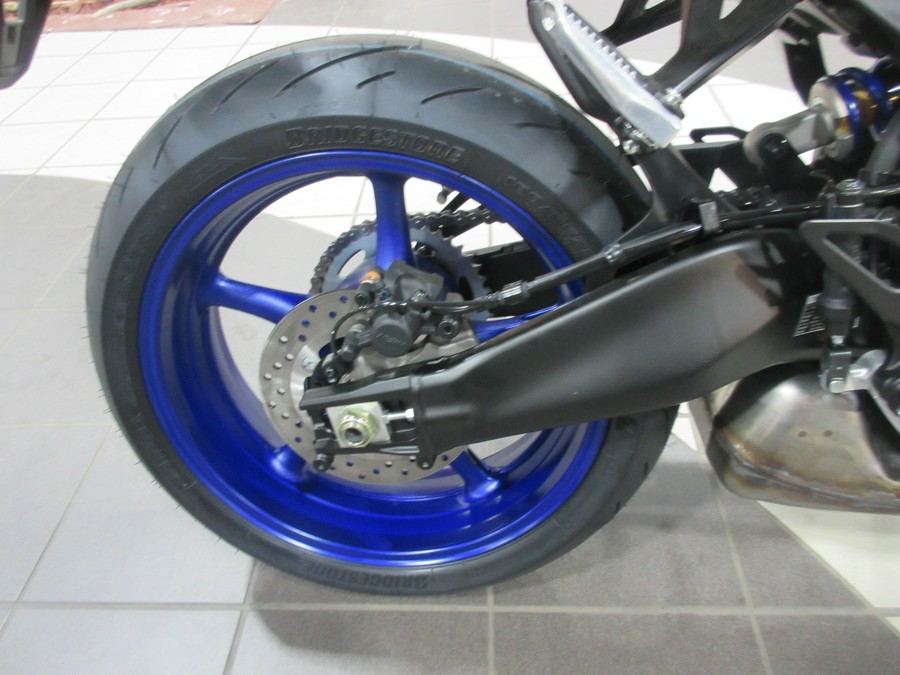 2027 YAMAHA YZF-R9